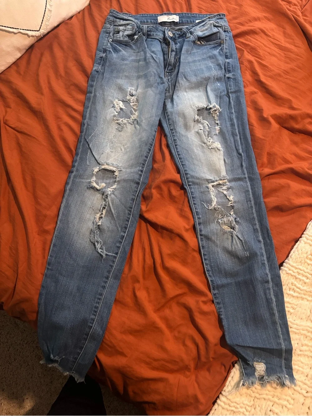 Distressed Light Blue Women's Jeans - Relaxed Fit